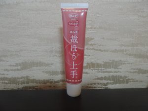 ボンド裁ほう上手/コニシの写真です! ボンド裁ほう上手/コニシの写真です!
